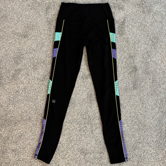 Victoria's Secret VSX Sport Knockout Tight Size XS Black 24 x 29 Leggings - Picture 10 of 12
